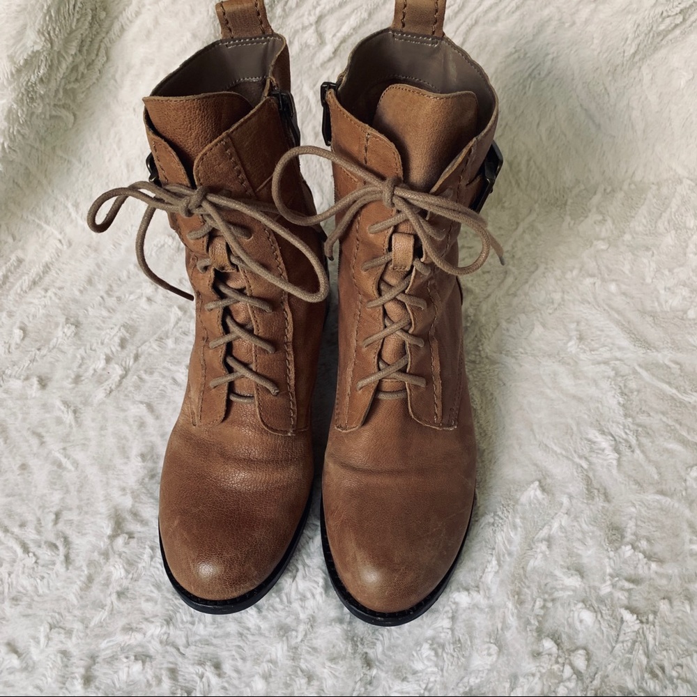 SOLD! Vince Camuto Lace Up Leather Boots - Picture 1 of 7